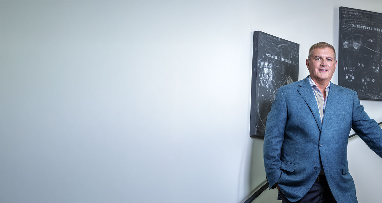 DN_Mike-Abrashoff_1250x665